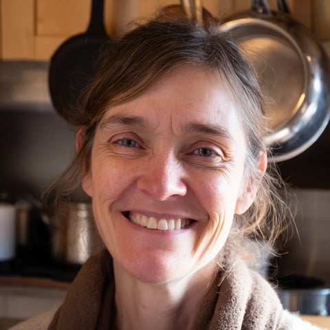 Elizabeth Perry profile photo