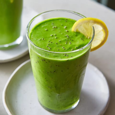 Spinach Avocado Green Drink