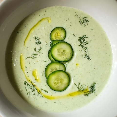 Chilled Cucumber Garlic Soup