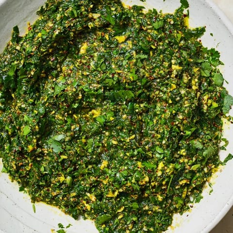 Vibrant image shows the aromatic Moroccan Chermoula Marinade, ideal for marinating fish with zesty flavors.